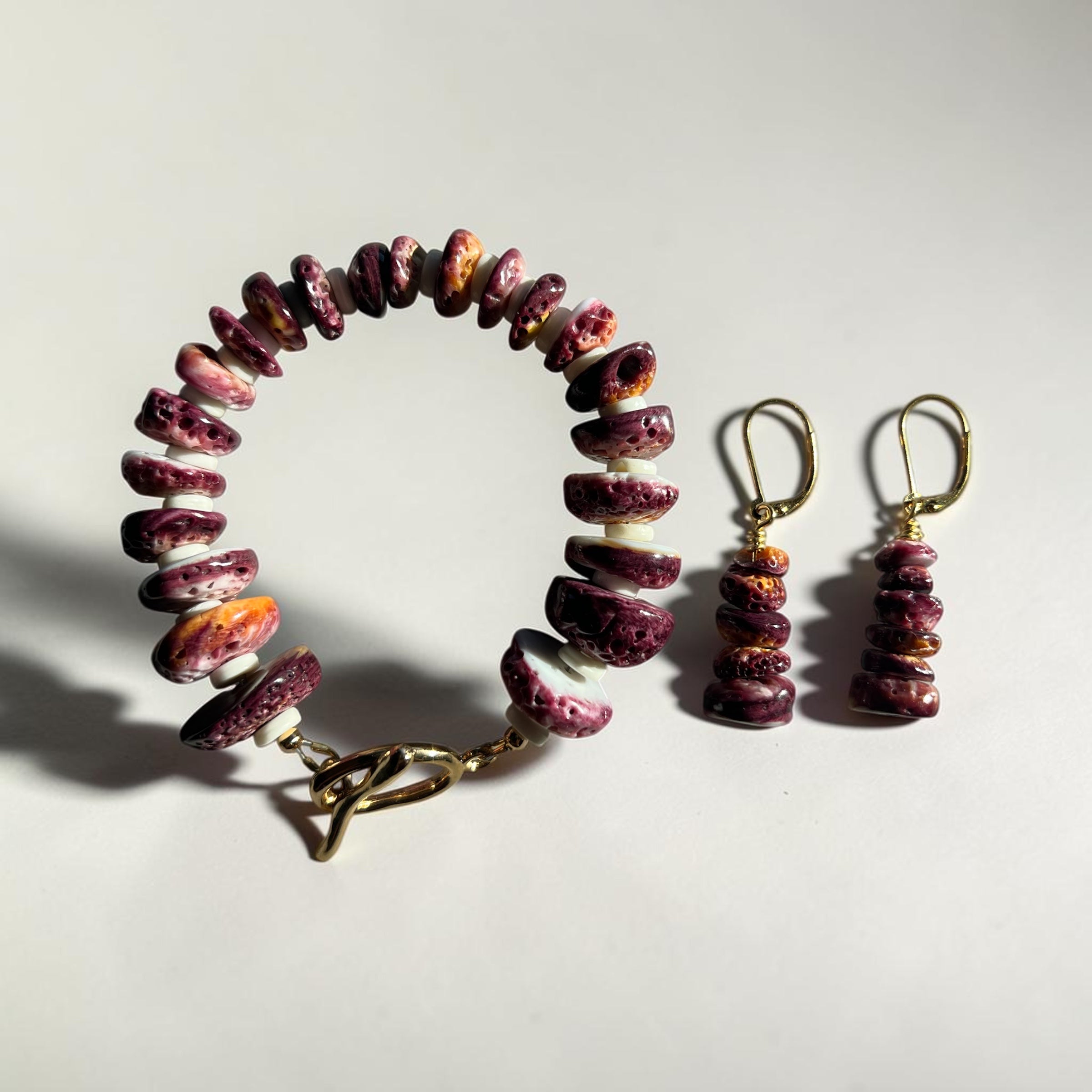 Violet Vibe Spiny Oyster Bracelet & Earring Pairing